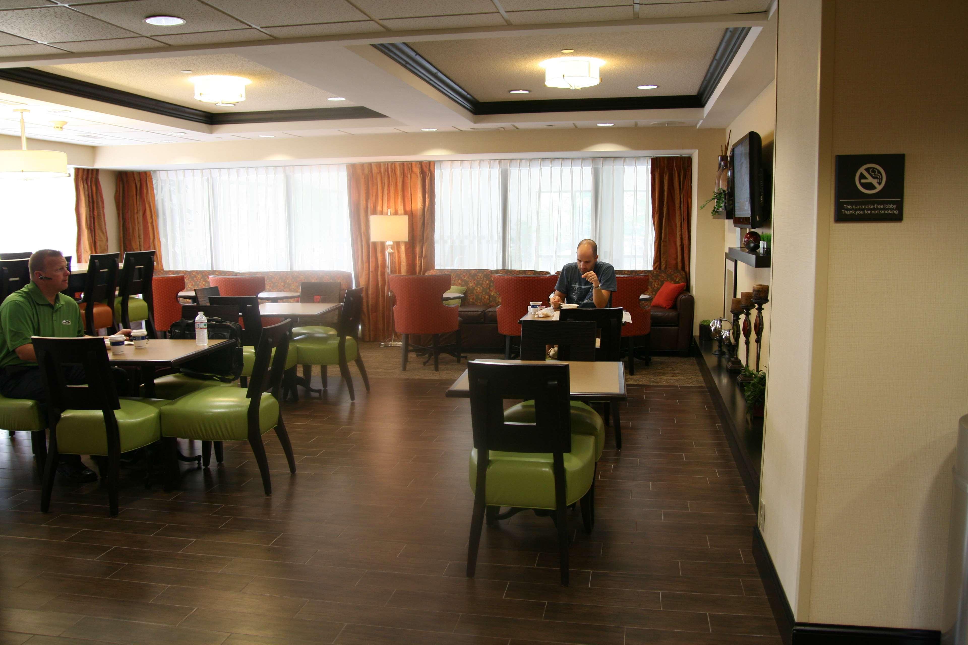 Hampton Inn Olive Branch Restaurant bilde